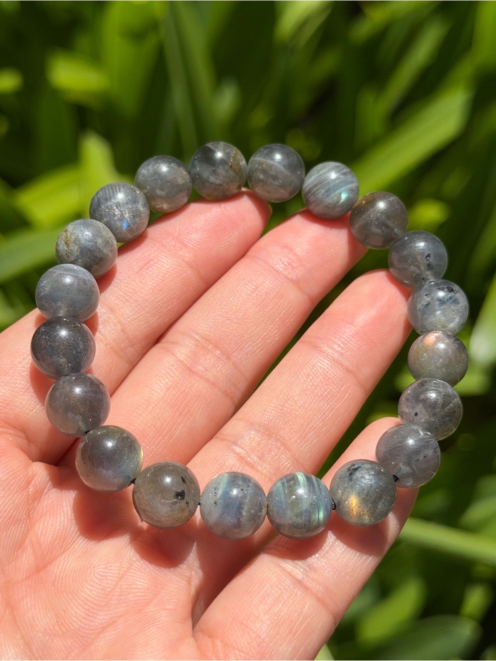 10mm stretchable flashy dark labradorite bracelet 1629
